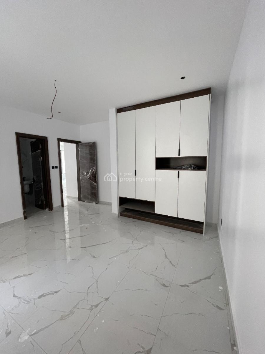 Very Spacious 2 Bedroom Apartment, Off Freedom Way, Lekki Phase 1, Lekki, Lagos, Block of Flats for Sale