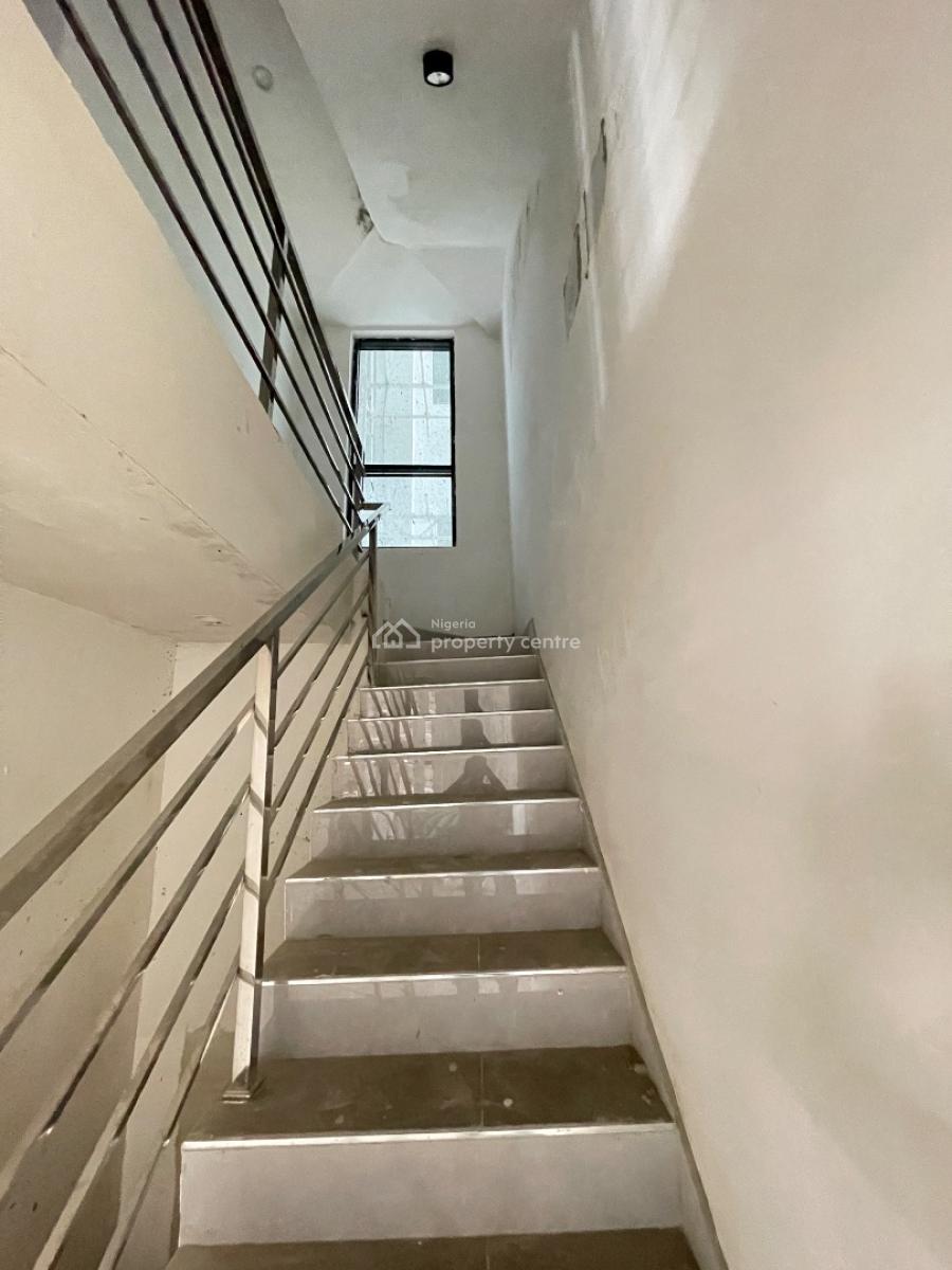 Very Spacious 2 Bedroom Apartment, Off Freedom Way, Lekki Phase 1, Lekki, Lagos, Block of Flats for Sale