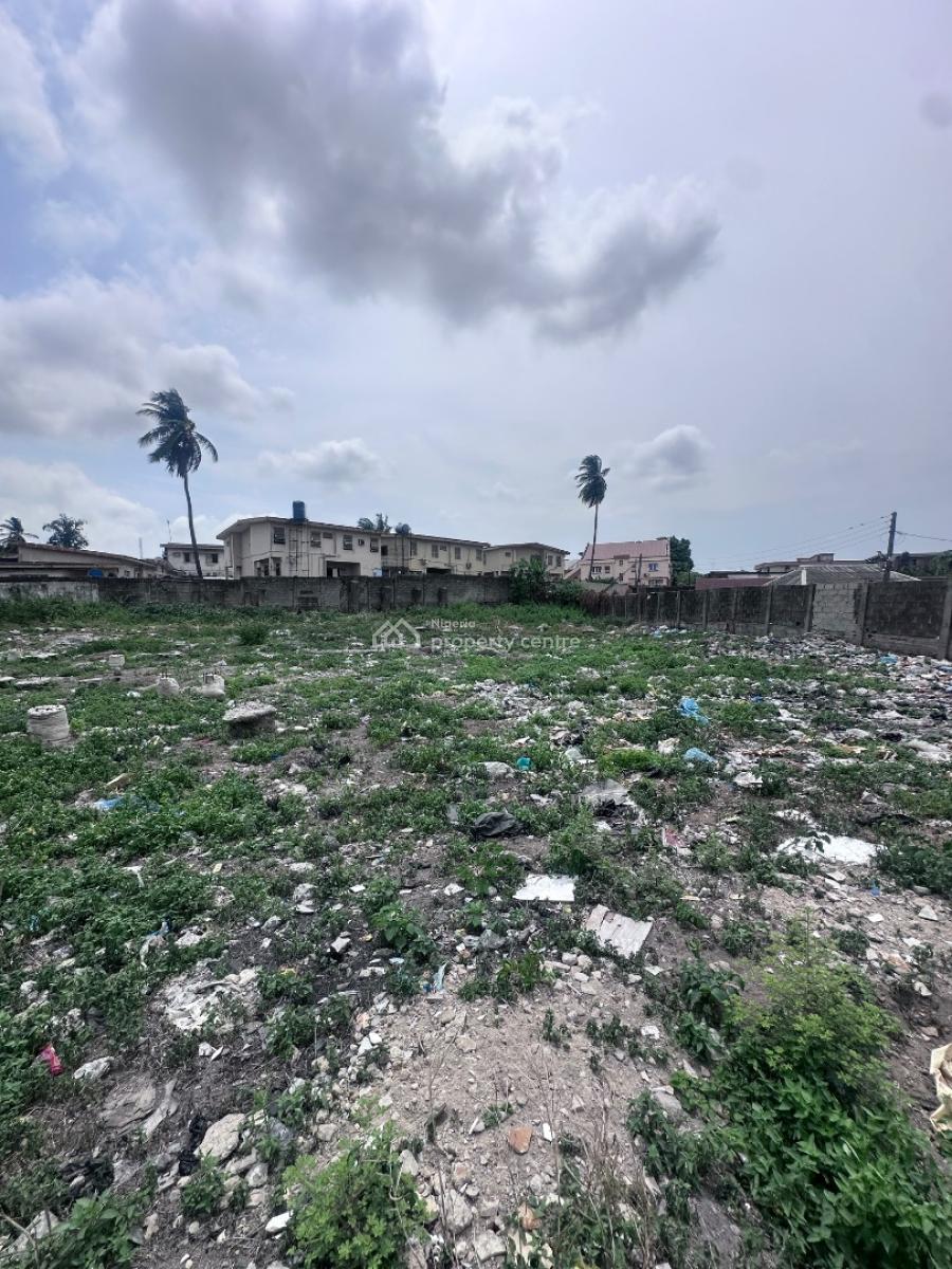 Vacant Land Fenced with Gate Measuring 2400sqmts, Off Ogundimu Street Gbagada Phase1 By Charles Boy, Gbagada, Lagos, Residential Land for Sale