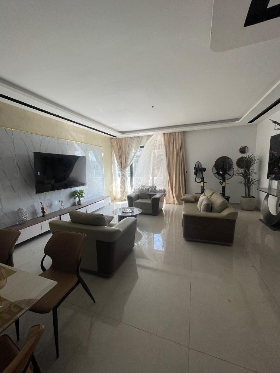 Spacious 2 Bedroom Apartment, Off Admiralty Way, Lekki Phase 1, Lekki, Lagos, Block of Flats for Sale