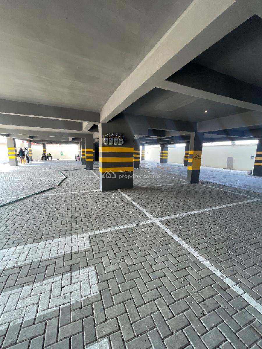 Spacious 2 Bedroom Apartment, Off Admiralty Way, Lekki Phase 1, Lekki, Lagos, Block of Flats for Sale