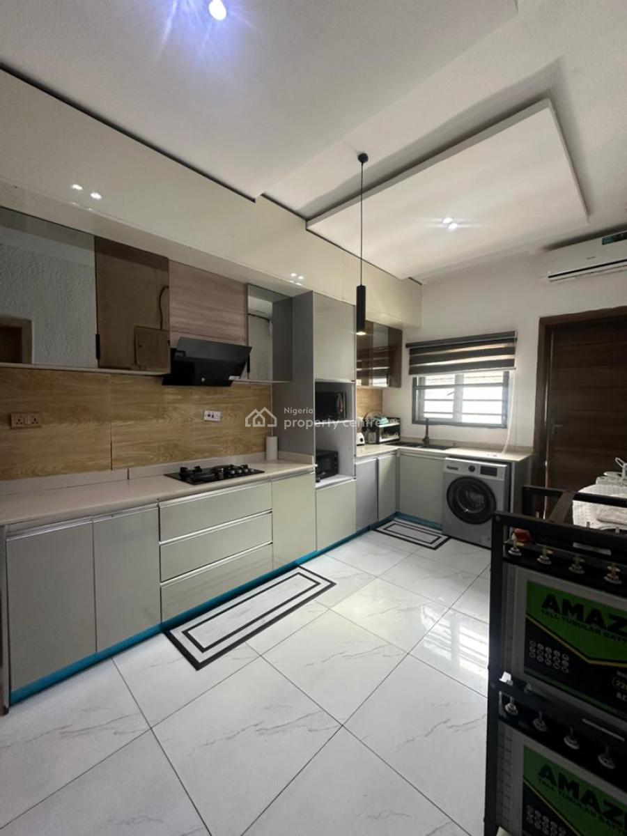 𝐖𝐄𝐋𝐋 𝐅𝐔𝐑𝐍𝐈𝐒𝐇𝐄𝐃 2 𝐁𝐄𝐃𝐑𝐎𝐎𝐌 𝐀𝐏𝐀𝐑𝐓𝐌𝐄𝐍𝐓, Ikate, Lekki, Lagos, Flat / Apartment for Rent