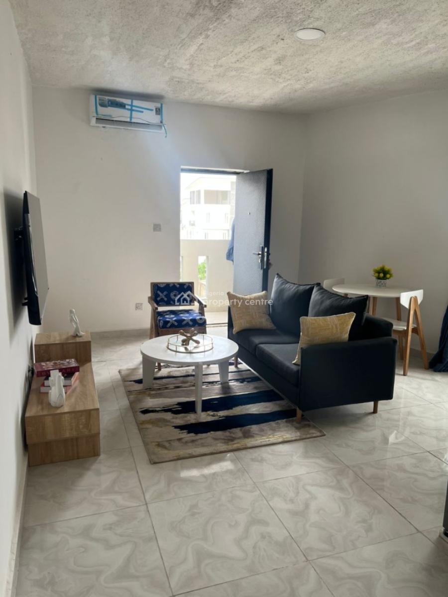 Spacious 1-bedroom Apartment in a Prime Estate Off Freedom Way, Off Freedom Way, Lekki Phase 1, Lekki, Lagos, Flat / Apartment for Rent