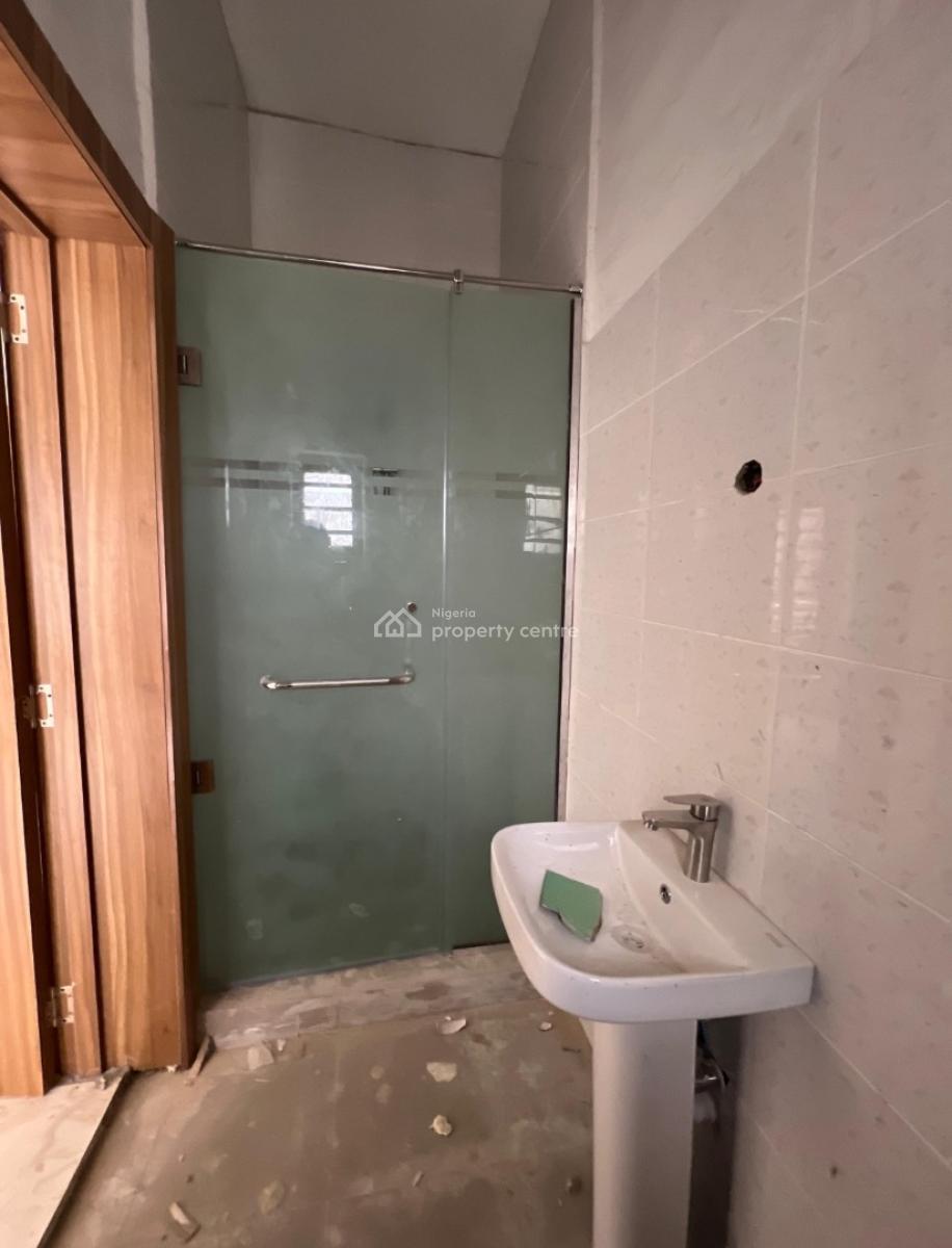 Luxury 2 Bedroom Apartment, Stone Bridge Avenue, Off Freedom Way, Lekki Phase 1, Lekki, Lagos, Flat / Apartment for Sale