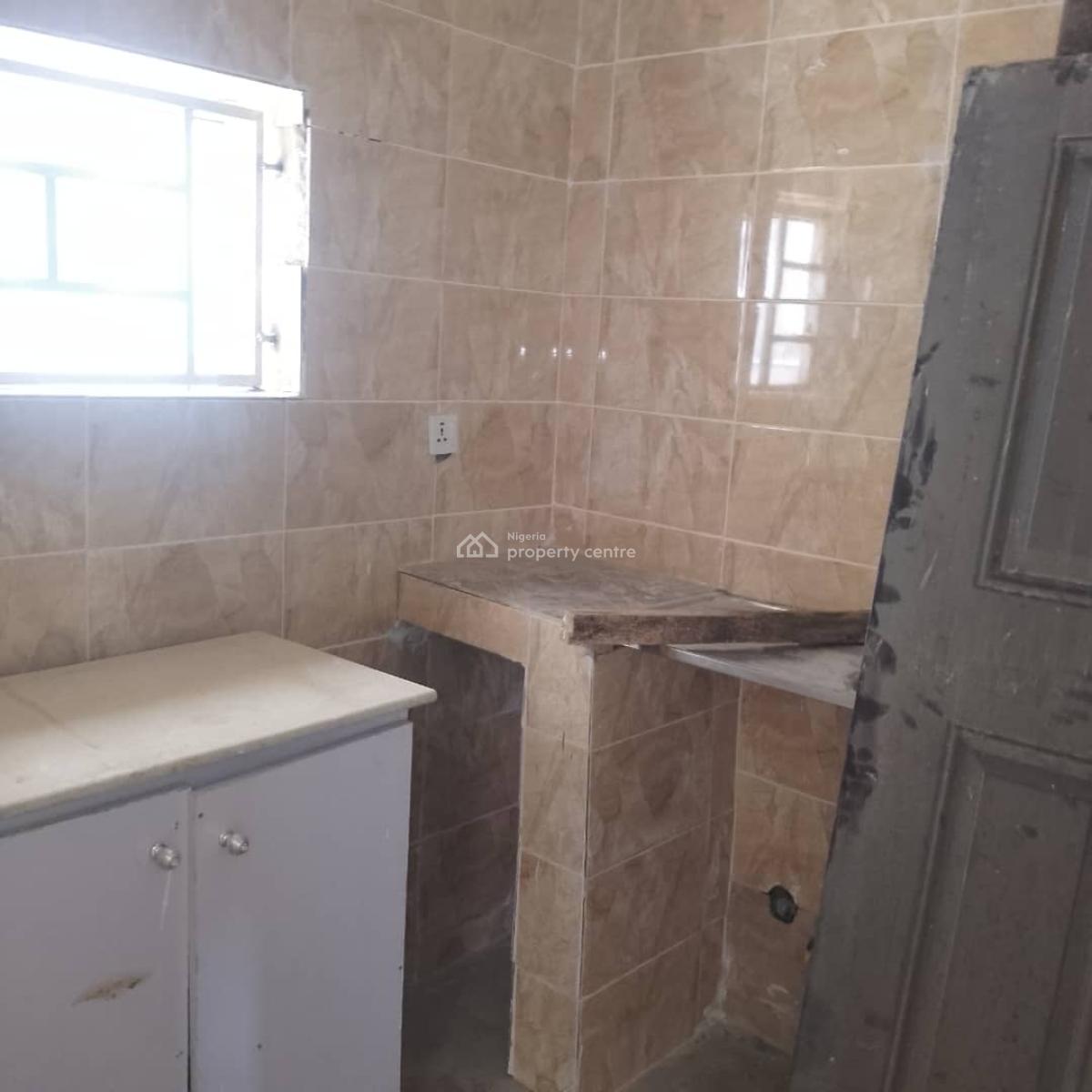 One Bedroom Apartment in a Serene and Secured Neighborhood, Off 69 Road 6th Avenue, Gwarinpa, Abuja, Mini Flat (room and Parlour) for Rent