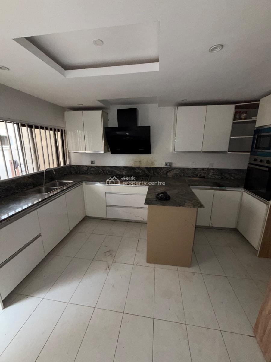 Spacious 3 Bedroom Duplex, Igbo Efon, Lekki, Lagos, Terraced Duplex for Rent