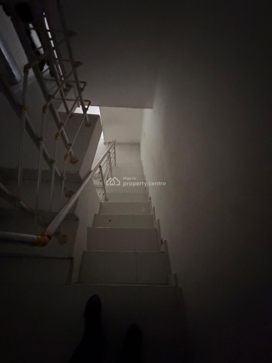 Spacious 3 Bedroom Duplex, Igbo Efon, Lekki, Lagos, Terraced Duplex for Rent