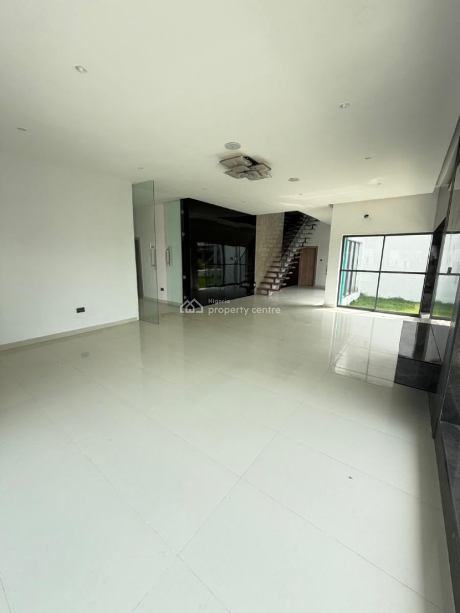 Spacious 5bedroom Fully Detached House with Pool, Ikota, Lekki, Lagos, Detached Duplex for Sale