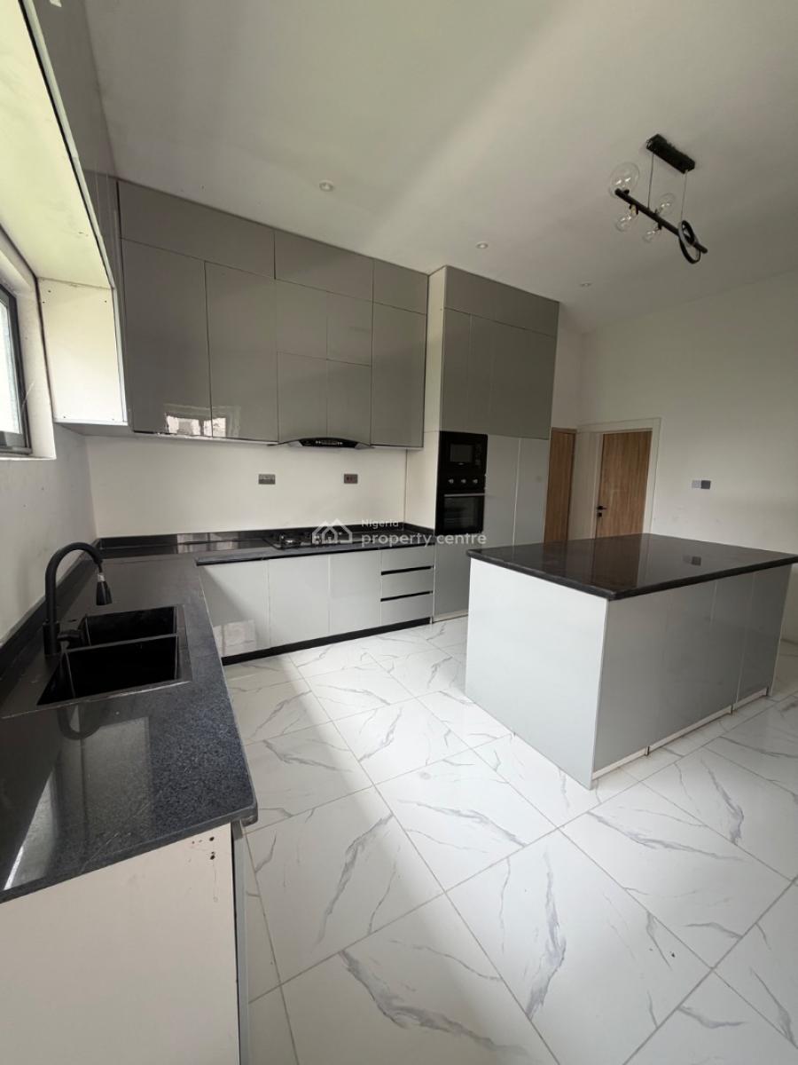 Spacious 5bedroom Fully Detached House with Pool, Ikota, Lekki, Lagos, Detached Duplex for Sale