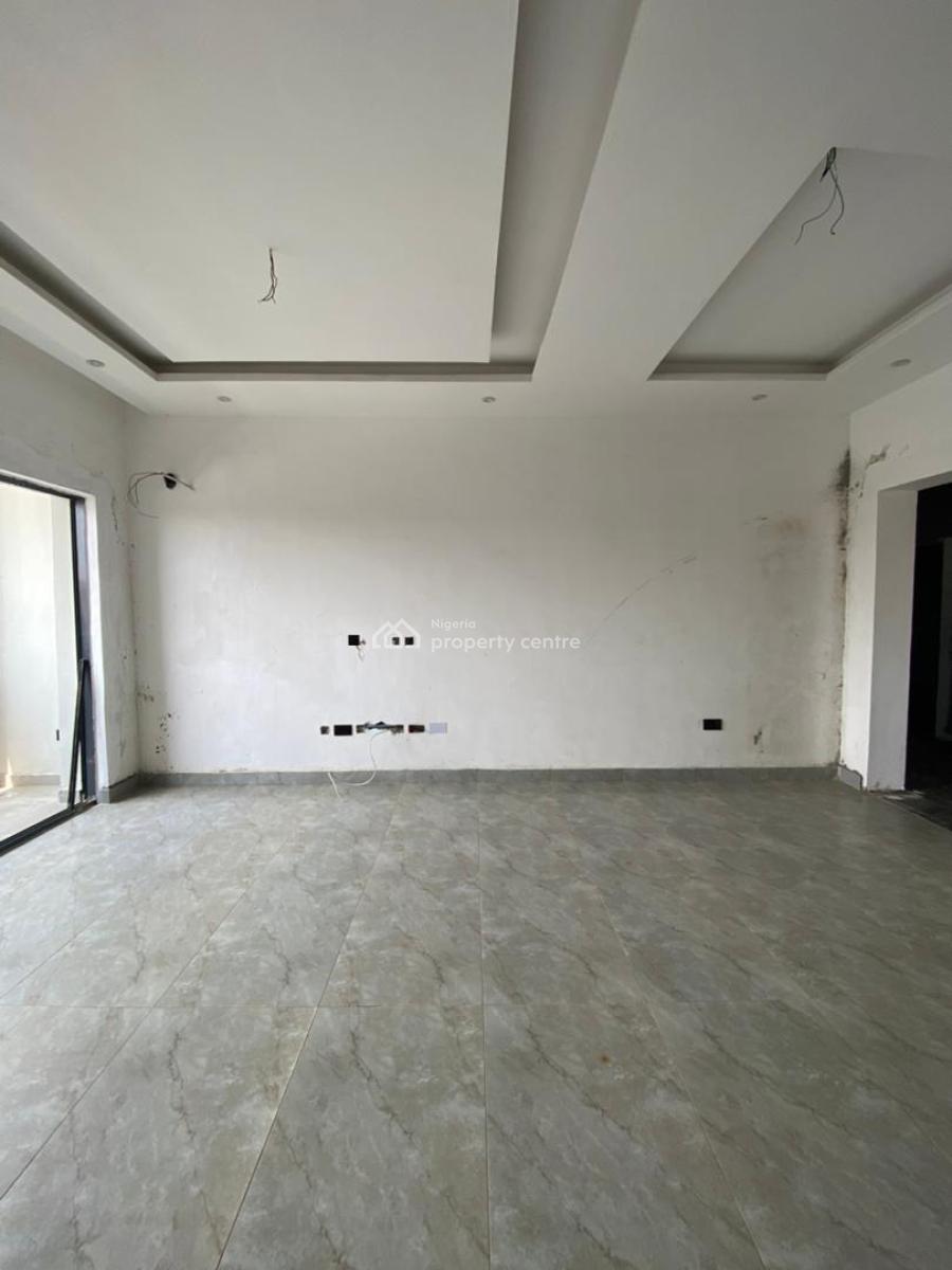 Stunning 2bedroom Apartment with an Elevator, Lekki Phase 1, Lekki, Lagos, Flat / Apartment for Sale