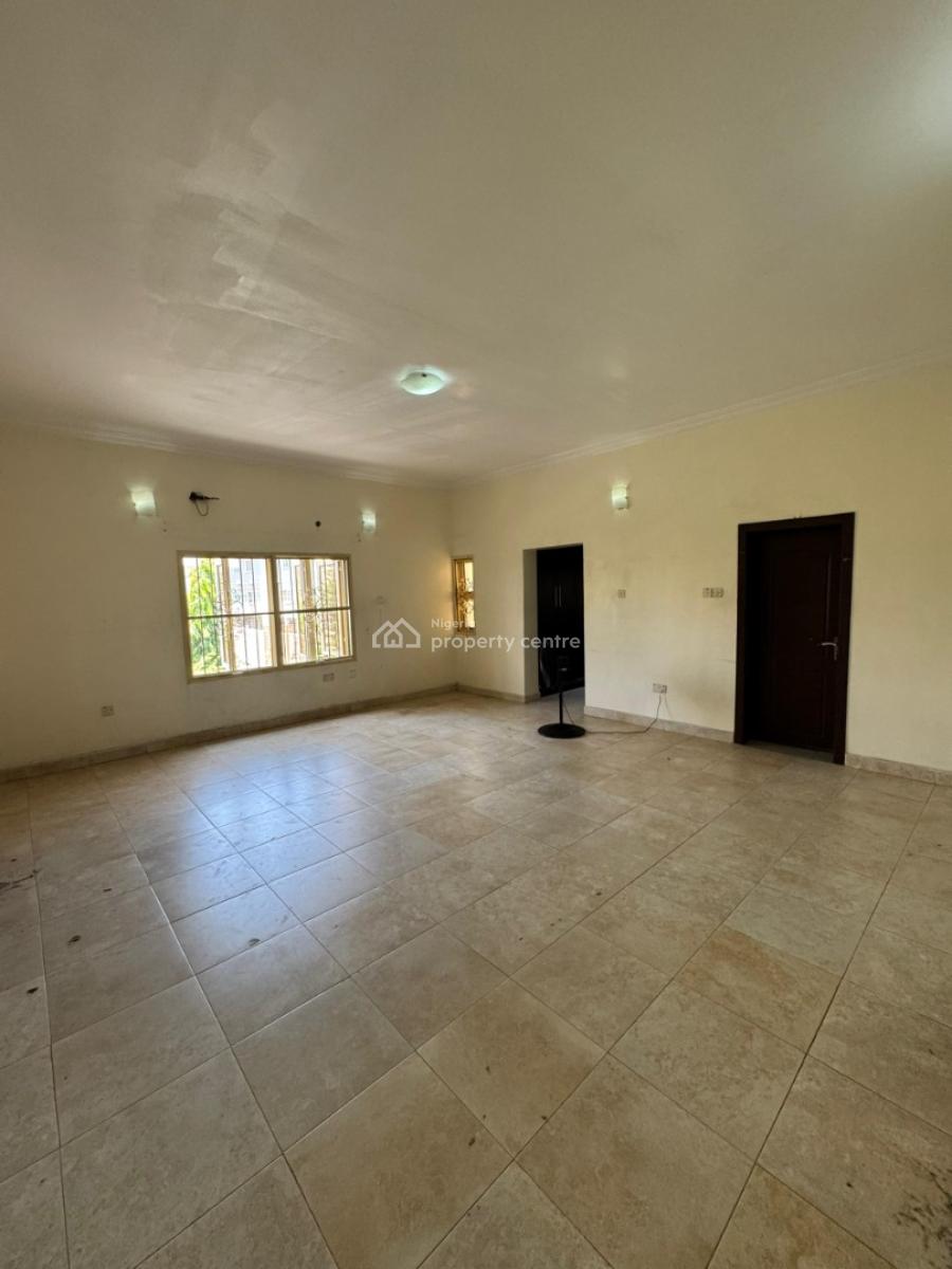 Well Maintained Spacious 4 Bedroom Semi-detached Duplex, Lekki Phase 1, Lekki, Lagos, Semi-detached Duplex for Rent