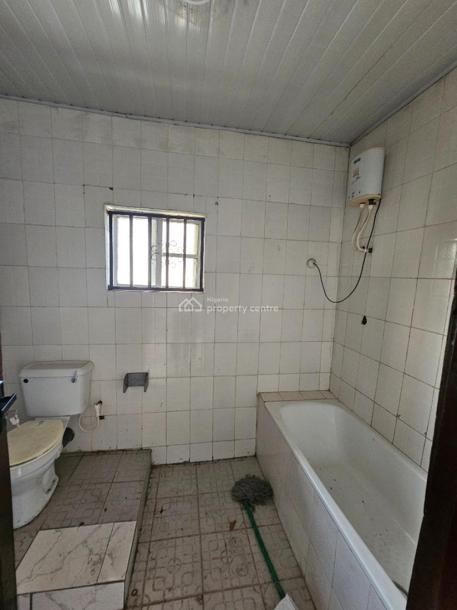 Well Maintained 3 Bedroom Apartments, Ajah, Lagos, House for Rent