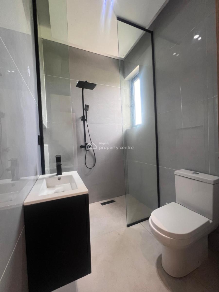 2 Bedroom Apartment Available, Lekki Phase 1, Lekki, Lagos, Block of Flats for Sale