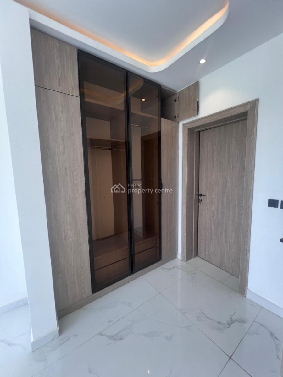 2 Bedroom Apartment Available, Lekki Phase 1, Lekki, Lagos, Block of Flats for Sale