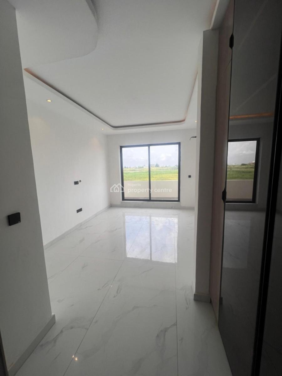 2 Bedroom Apartment Available, Lekki Phase 1, Lekki, Lagos, Block of Flats for Sale