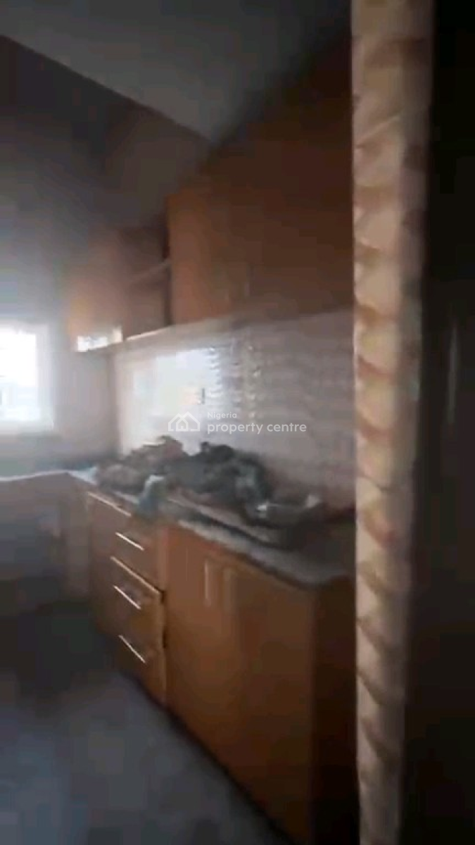 Spacious 3 Bedroom Terraced Duplex, Naf Valley Estate, Asokoro District, Abuja, Terraced Duplex for Rent