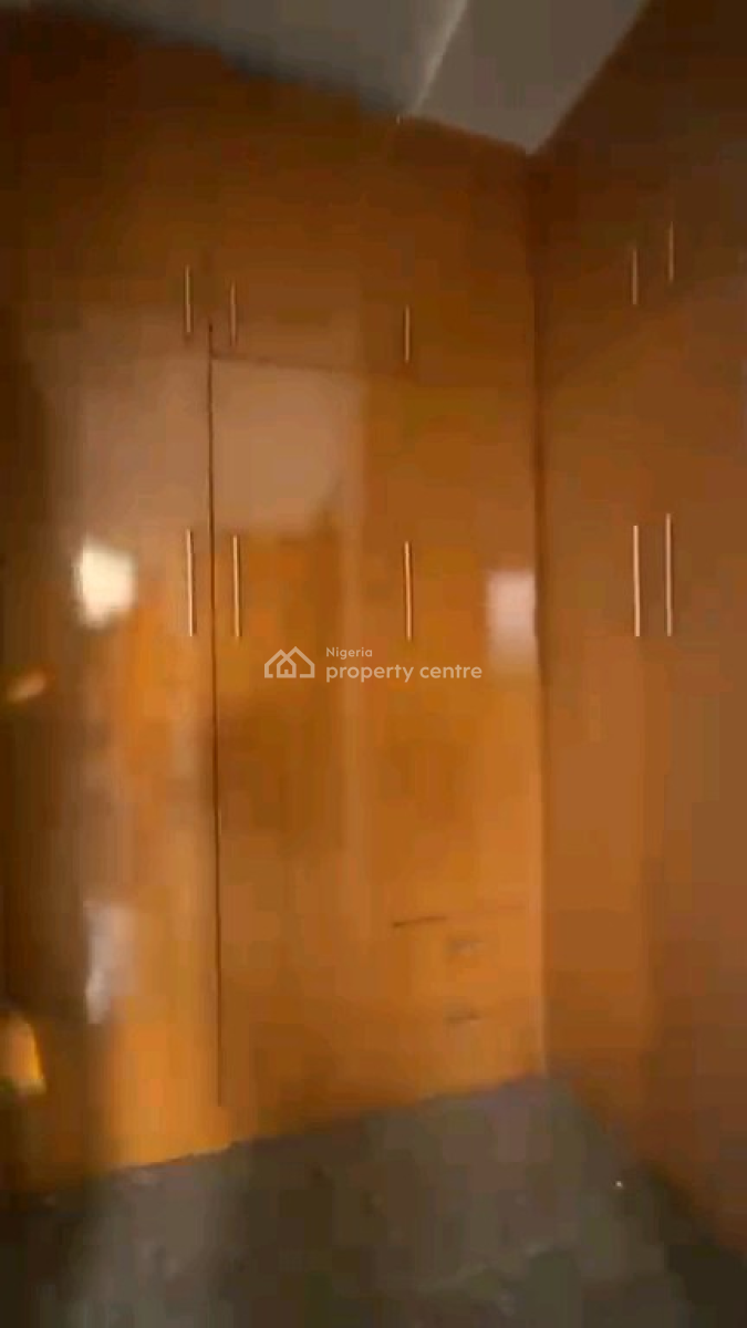 Spacious 3 Bedroom Terraced Duplex, Naf Valley Estate, Asokoro District, Abuja, Terraced Duplex for Rent