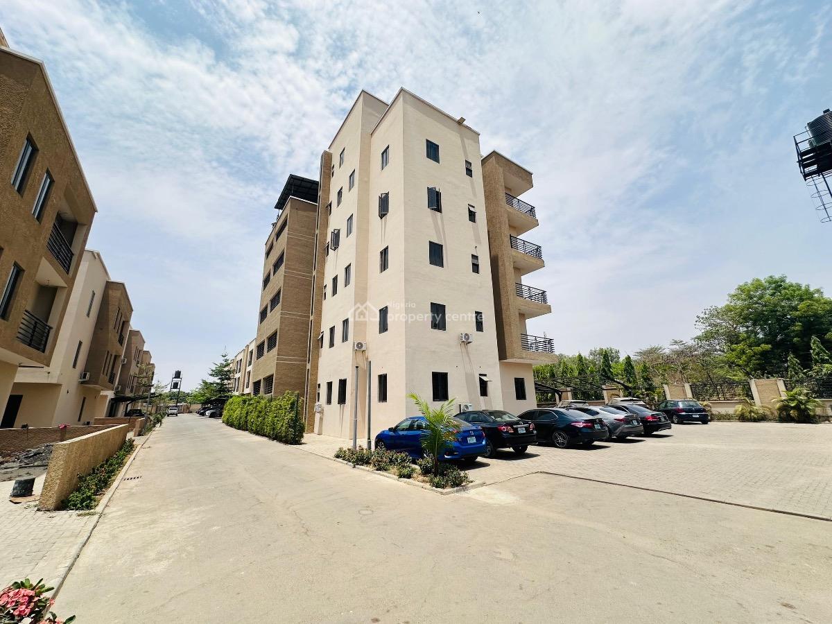 3 Bedrooms Flat with Bq, Elevator, Solar, Generator, Tarred Road, Jabi, Abuja, Flat / Apartment for Sale