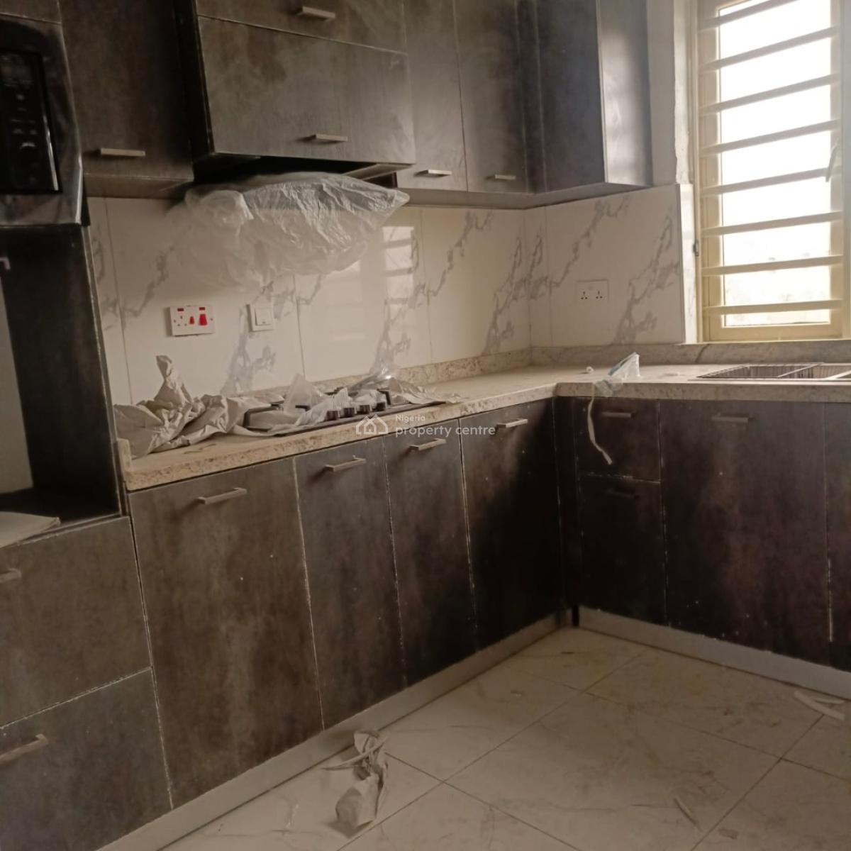 Luxury 2 Bedroom Apartment, Lekki Phase 2, Lekki, Lagos, Flat / Apartment for Rent