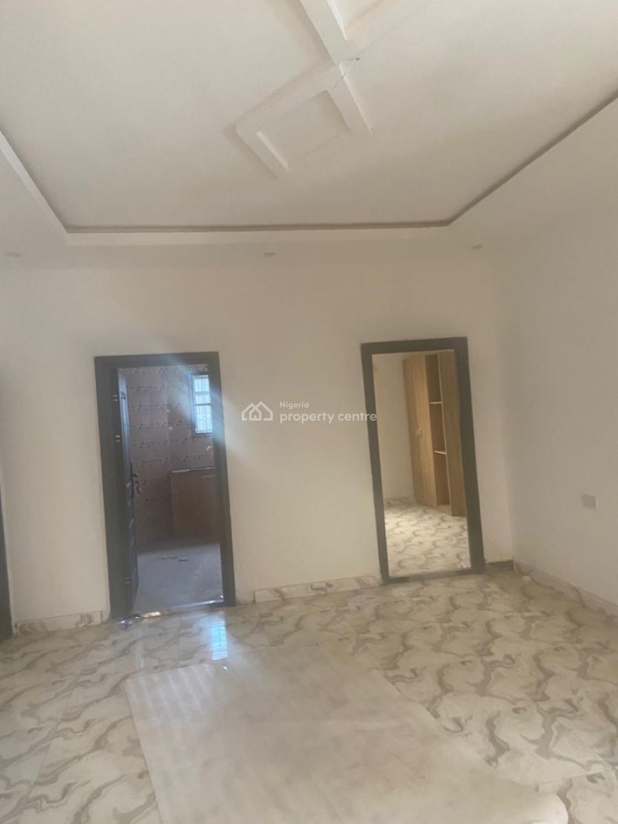 2 Bedroom Apartment, Magodo, Lagos, Flat / Apartment for Rent