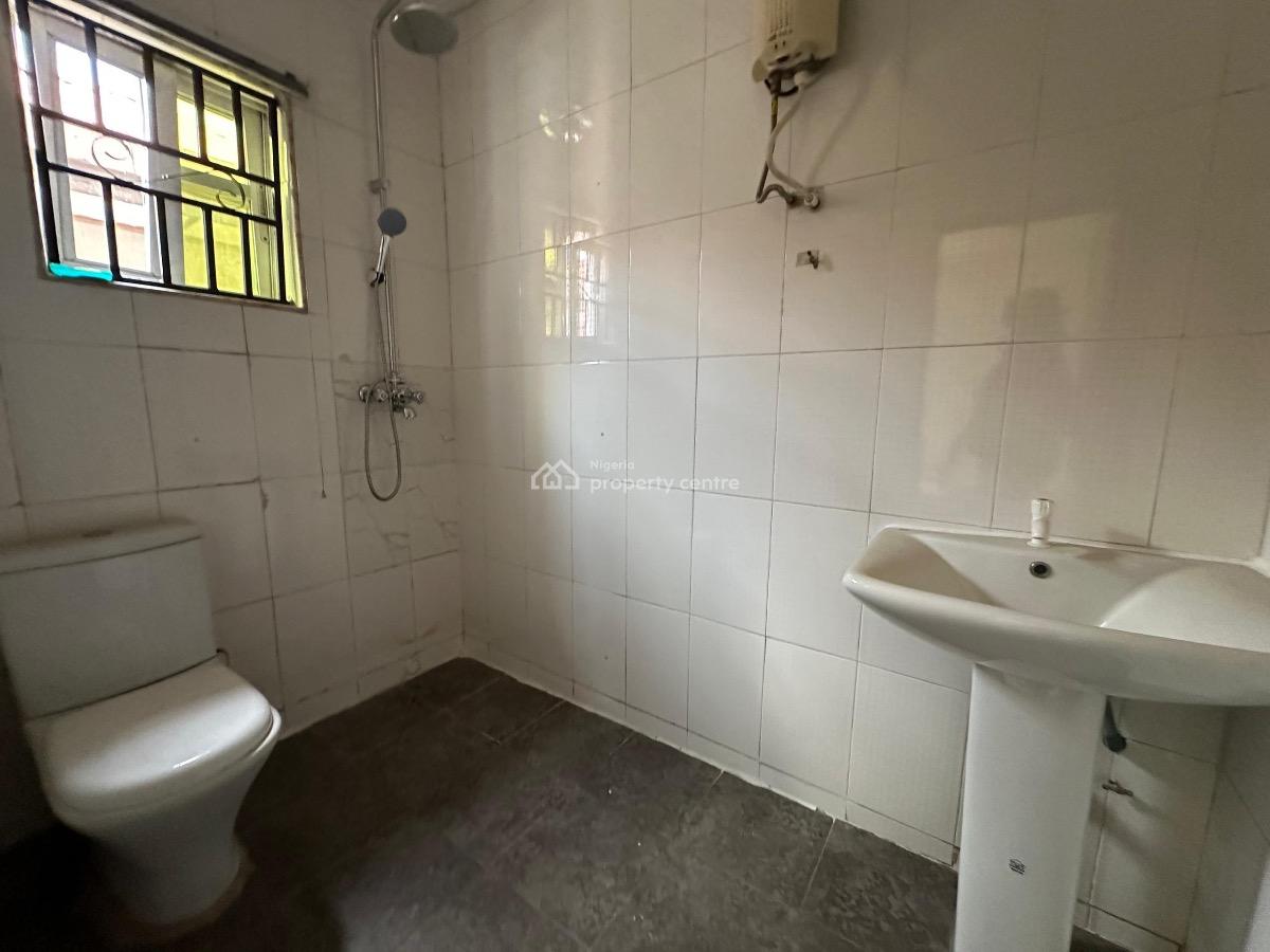 a Well Maintained Spacious 4 Bedroom Fully Detached Duplex with Bq, Omole Phase 2, Ikeja, Lagos, Detached Duplex for Rent