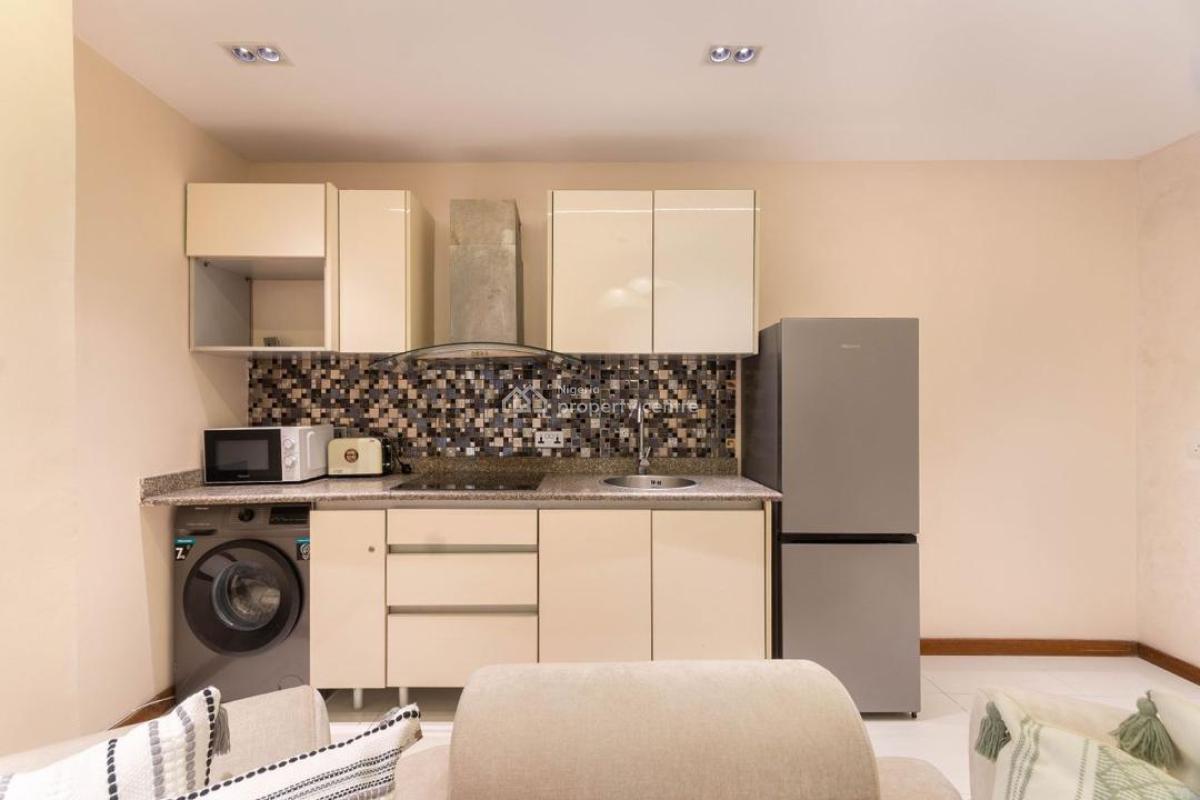 Fully Furnished and Serviced Luxury 1 Bedroom Flat with Private Cinema, Facing Admiralty Way, Lekki, Lagos, Mini Flat (room and Parlour) for Rent