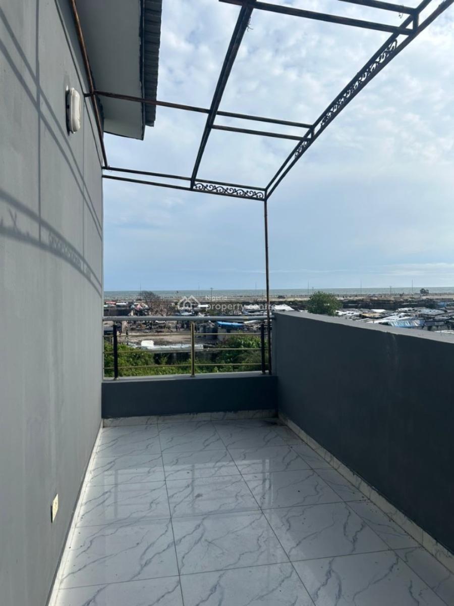 2 Bedroom Flat on Pent  Floor, Ocean Bay Estate, Lekki, Lagos, Flat / Apartment for Sale