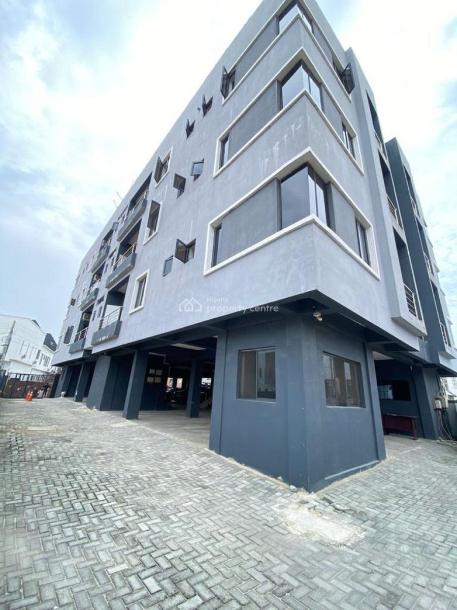 Distress Tenanted 2 Bedroom  Apartment, Ologolo, Lekki, Lagos, Flat / Apartment for Sale