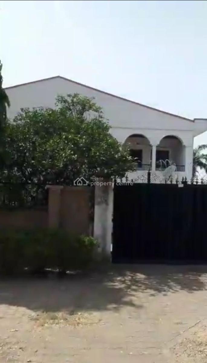 Building on 1100sqm of Land, Kumasi Crescent, Wuse 2, Abuja, Detached Duplex for Sale