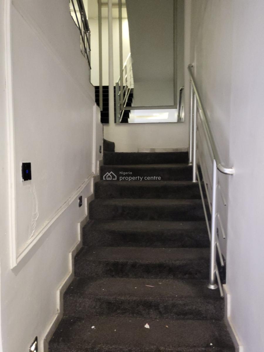Spacious Well Built 4 Bedroom Terraced Duplex with Bq , Pool., Off Admiralty Way, Lekki Phase 1, Lekki, Lagos, Terraced Duplex for Rent
