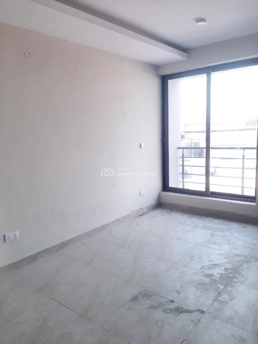 a Newly Built Spacious 3 Bedroom Flat with Bq, Lekki Phase 1, Lekki, Lagos, Flat / Apartment for Rent