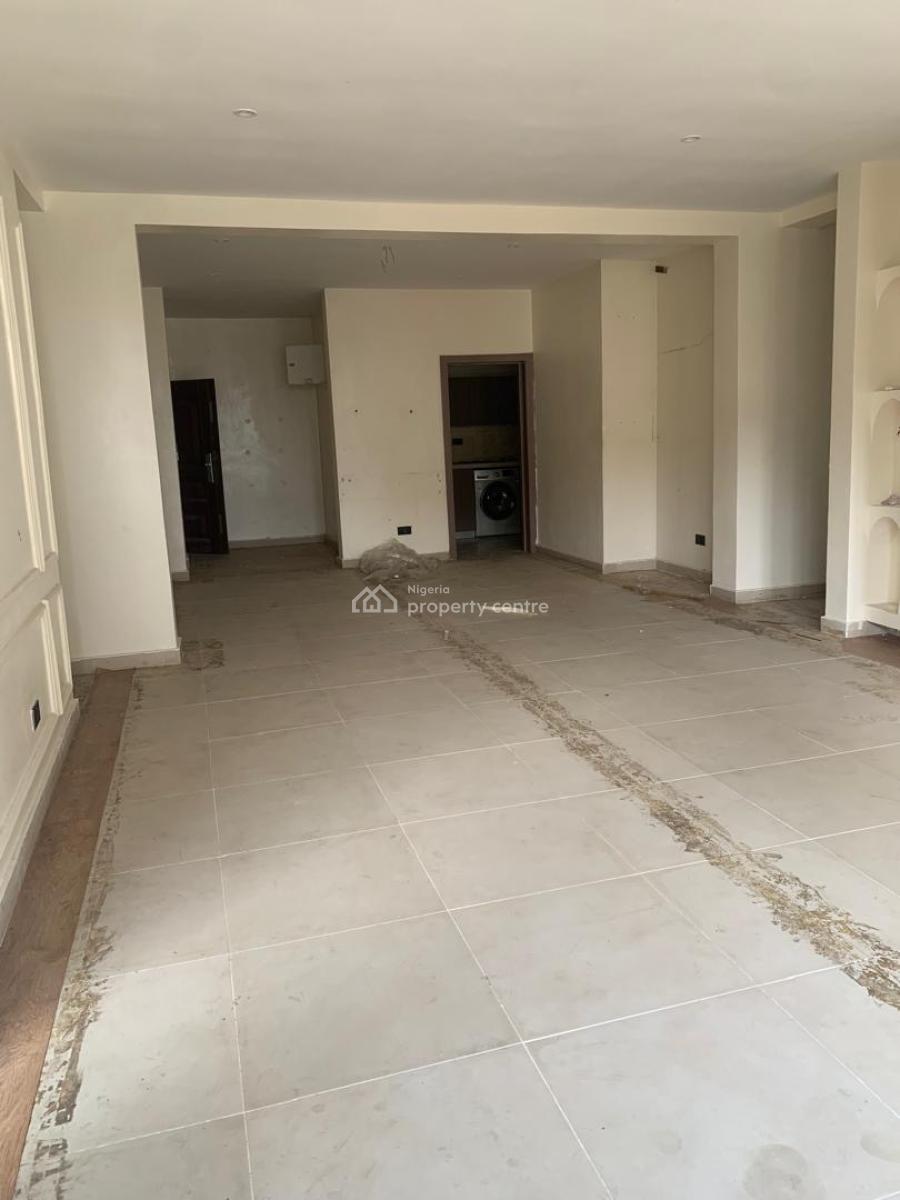 Spacious 2 Bedroom Flat, Ologolo, Lekki, Lagos, Flat / Apartment for Rent