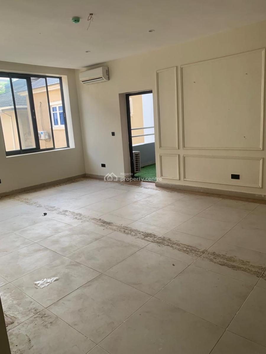 Spacious 2 Bedroom Flat, Ologolo, Lekki, Lagos, Flat / Apartment for Rent
