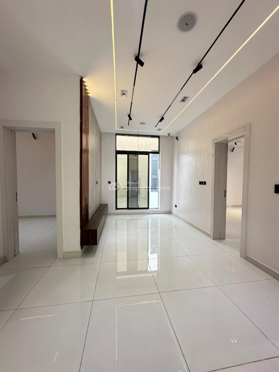 5 Bedroom Fully Detached Duplex with Bq & Pool, Lcc, Lekki, Lagos, Detached Duplex for Sale