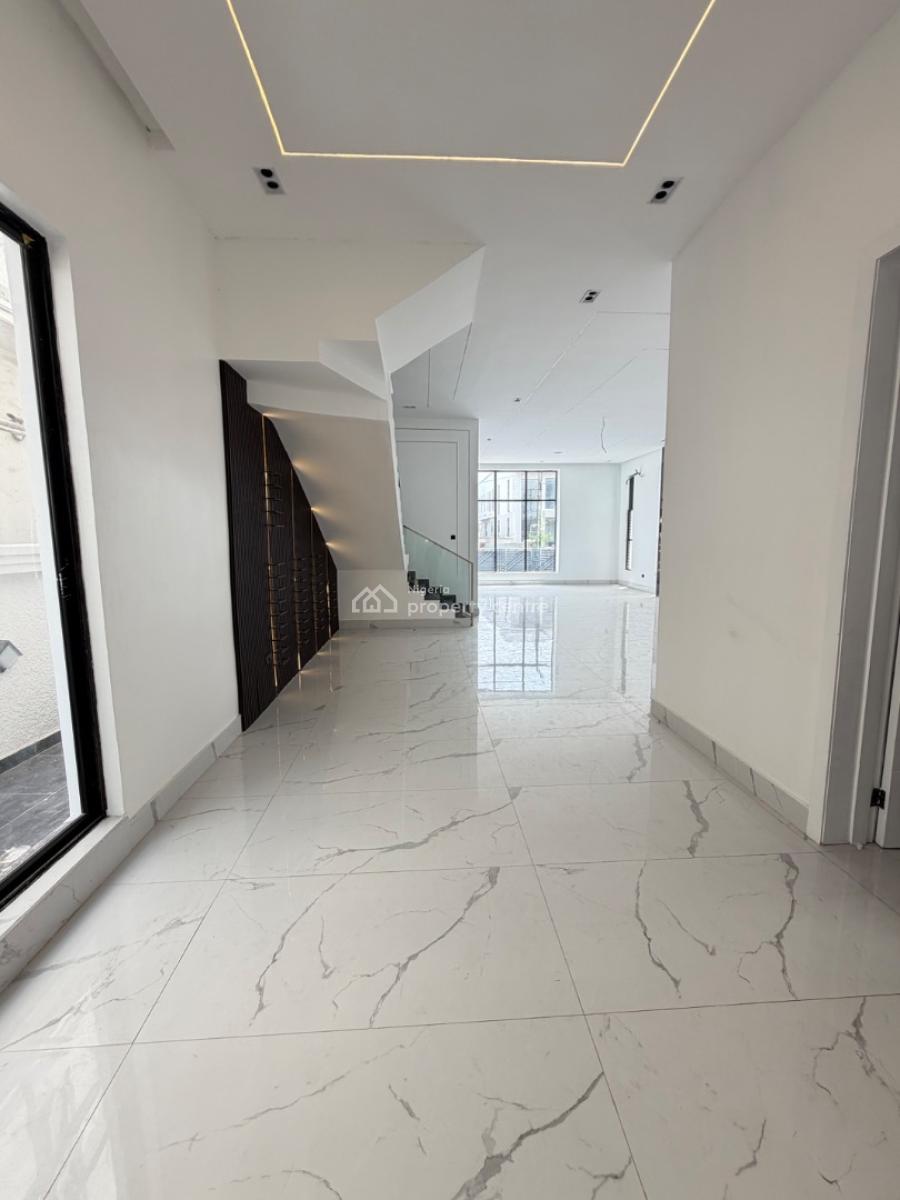 Spacious 5 Bedroom Fully Detached House with Bq, Ikota, Lekki, Lagos, Detached Duplex for Sale