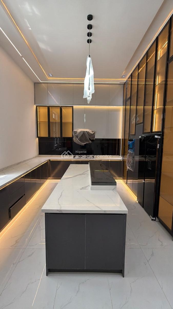 Spacious 5 Bedroom Fully Detached House with Bq, Ikota, Lekki, Lagos, Detached Duplex for Sale