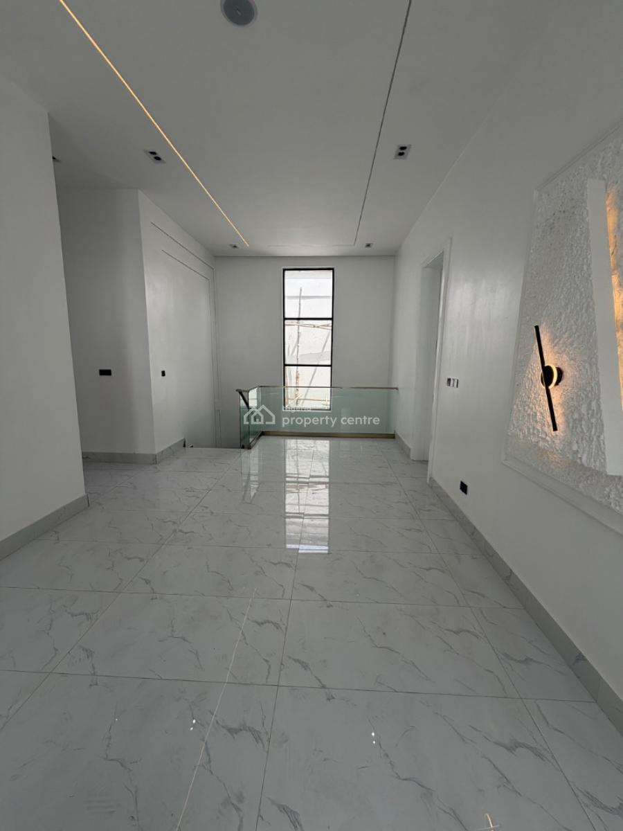 Spacious 5 Bedroom Fully Detached House with Bq, Ikota, Lekki, Lagos, Detached Duplex for Sale