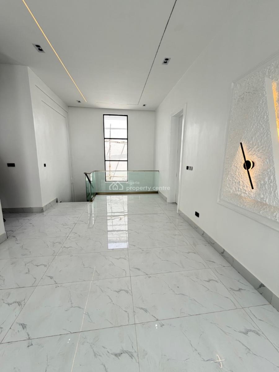 Spacious 5 Bedroom Fully Detached House with Bq, Ikota, Lekki, Lagos, Detached Duplex for Sale