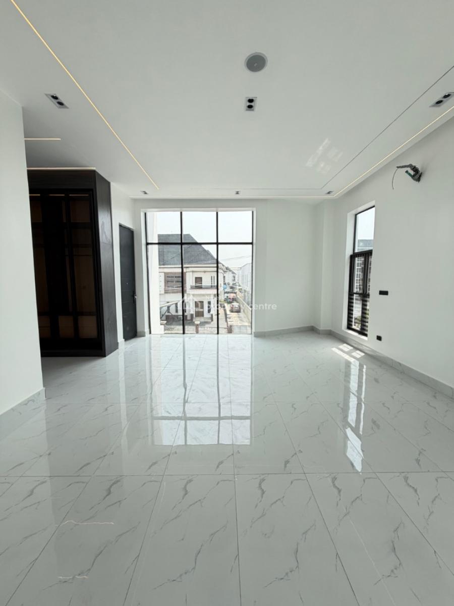 Spacious 5 Bedroom Fully Detached House with Bq, Ikota, Lekki, Lagos, Detached Duplex for Sale