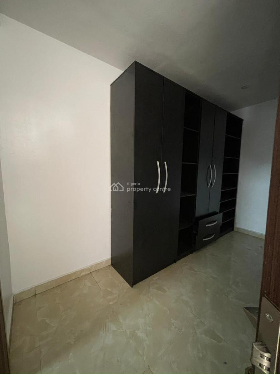 Spacious Luxury 4-bedroom Terrace Duplex with Swimming Pool & Bq, Lekki Phase 1, Lekki, Lagos, Terraced Duplex for Rent