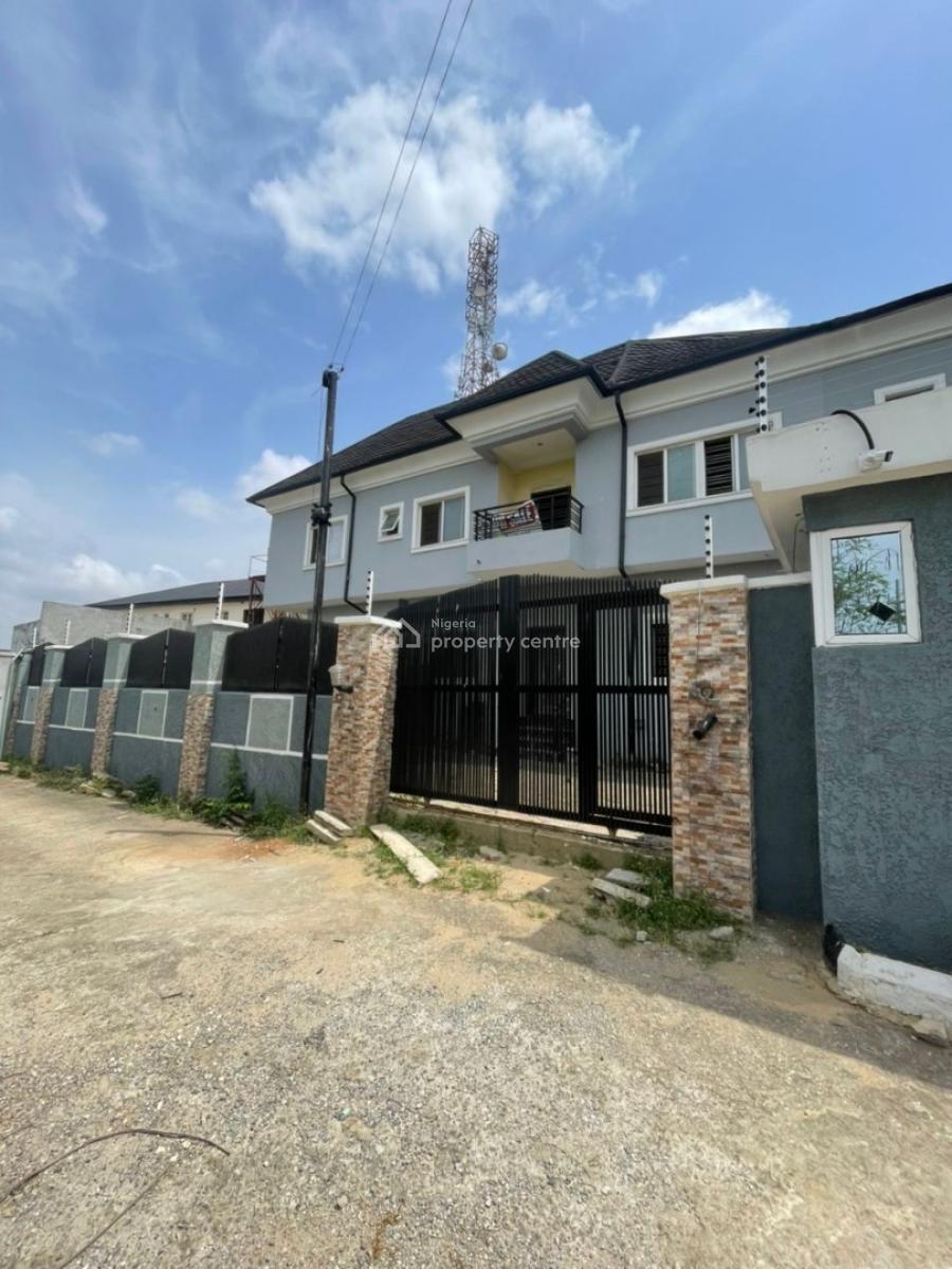 3 Bedroom Semi Detached Duplex with Bq, Phase 1, Magodo, Lagos, Semi-detached Duplex for Sale