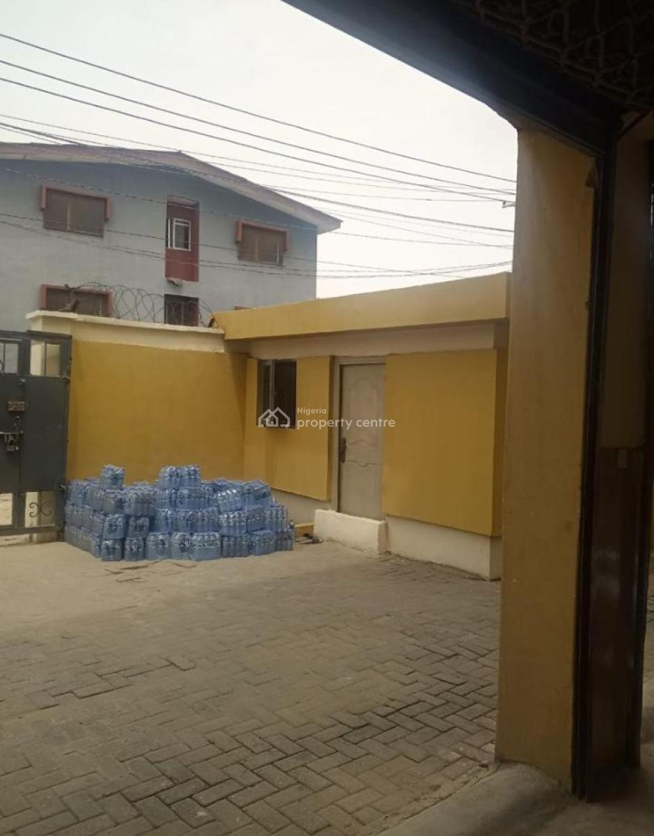 Block of 2 & 3 Bedroom Flat, Pedro, Bariga, Shomolu, Lagos, Block of Flats for Sale