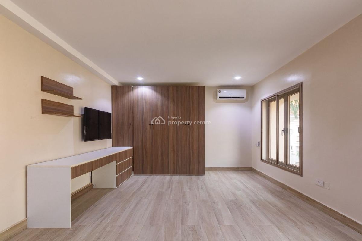 Newly Designed 3 Bedrooms Serviced & Spacious Duplex,pool,greenery,gym, Presidential Villa. Secured Neighborhood, Maitama District, Abuja, Terraced Duplex for Rent