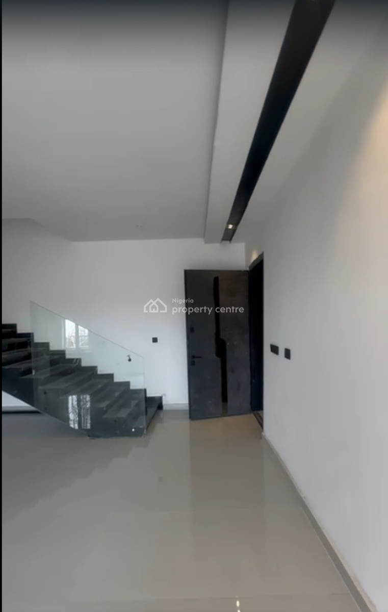 Brand New 2-bedroom Maisonette with Swimming Pool, Lekki Phase 1, Lekki, Lagos, Flat / Apartment for Rent