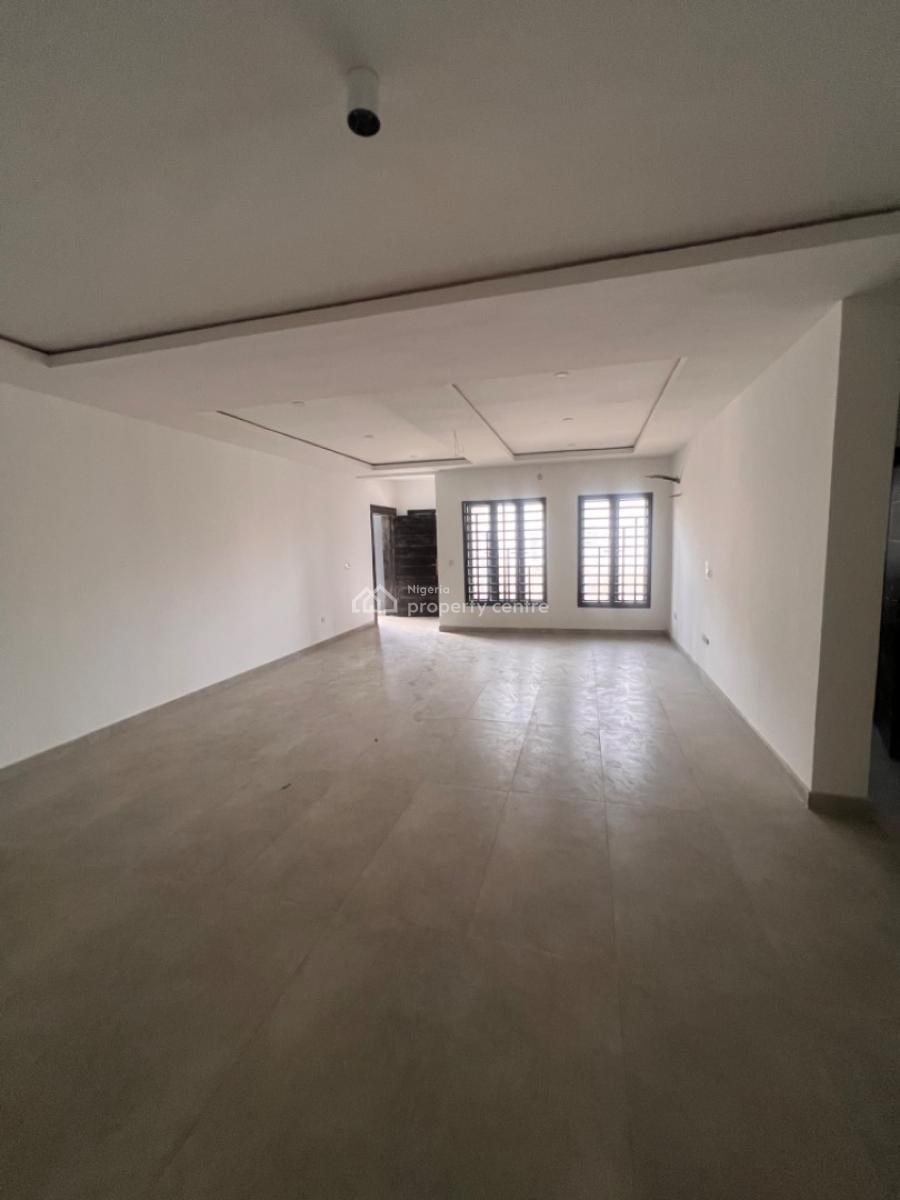 a Spacious and Beautifully Finished 4 Bedroom Apartment with a Room Ci, Lekki Phase 1, Lekki, Lagos, Flat / Apartment for Sale
