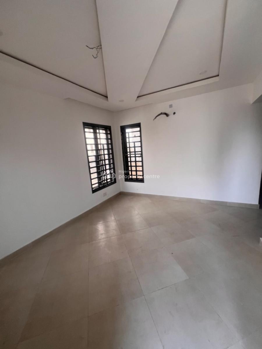 a Spacious and Beautifully Finished 4 Bedroom Apartment with a Room Ci, Lekki Phase 1, Lekki, Lagos, Flat / Apartment for Sale