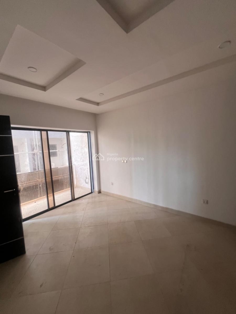 a Spacious and Beautifully Finished 4 Bedroom Apartment with a Room Ci, Lekki Phase 1, Lekki, Lagos, Flat / Apartment for Sale