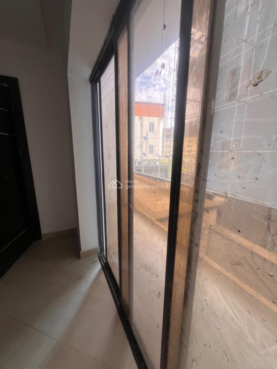 a Spacious and Beautifully Finished 4 Bedroom Apartment with a Room Ci, Lekki Phase 1, Lekki, Lagos, Flat / Apartment for Sale