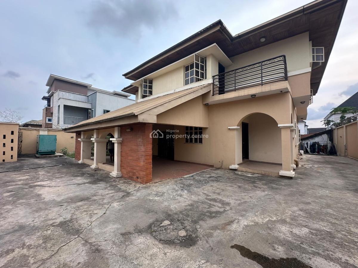 a Well Maintained Spacious 4 Bedroom Semi Detached Duplex, Gra Phase 1, Magodo, Lagos, Semi-detached Duplex for Rent