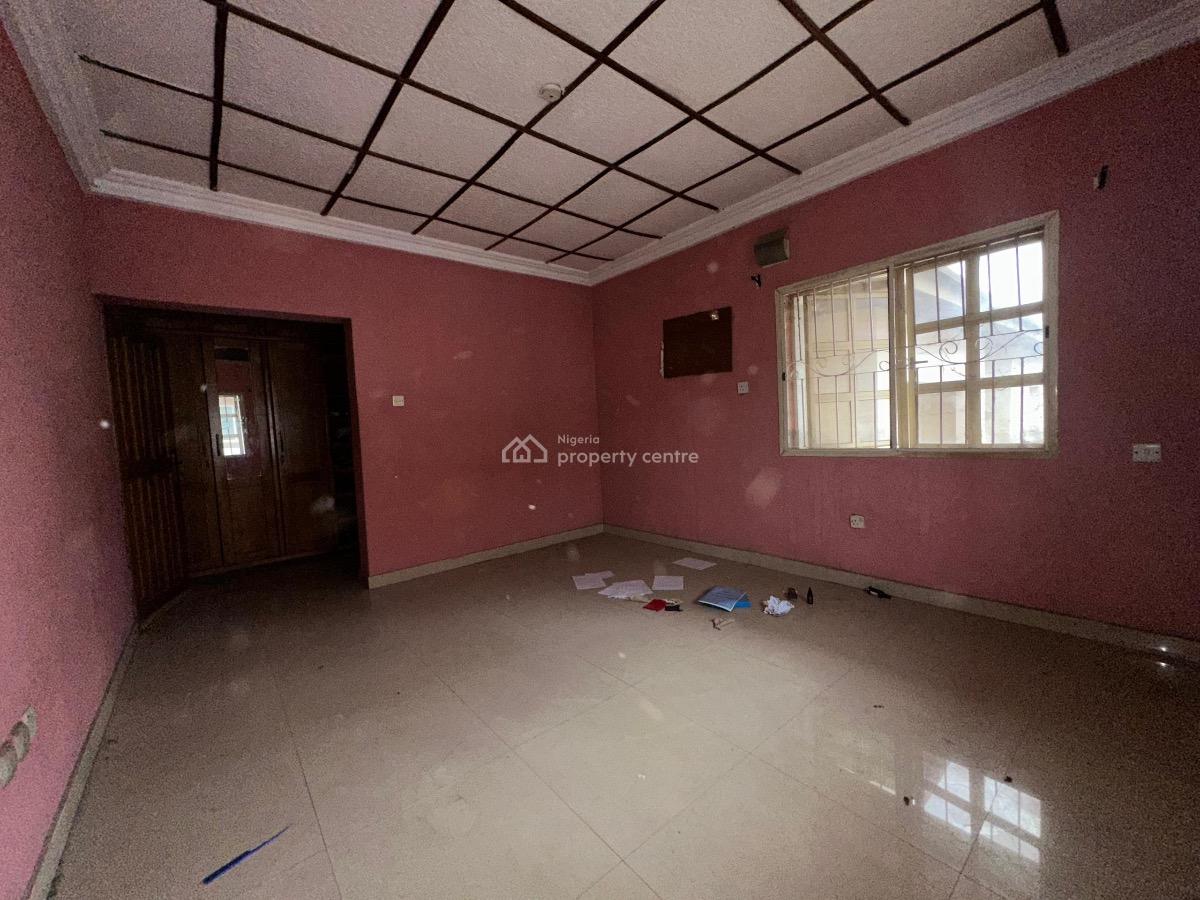 a Well Maintained Spacious 4 Bedroom Semi Detached Duplex, Gra Phase 1, Magodo, Lagos, Semi-detached Duplex for Rent